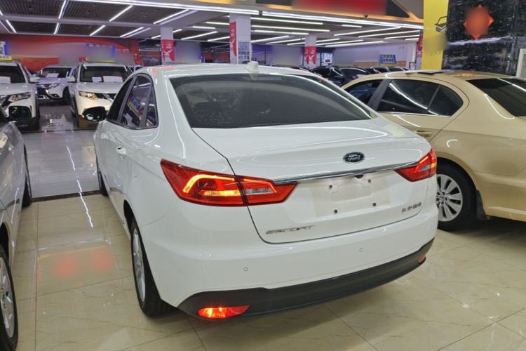 Used Ford Escort 2019 Revised Version 1.5L Automatic Enjoyment Type China VI Standard Rear Left 45 Deg