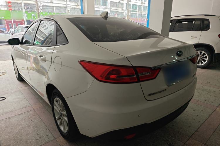 Used Ford Escort 2019 Revised 1.5L Automatic ZhiXiang Version (Tire Pressure Monitoring) China VI Standard Rear Left 45 Deg