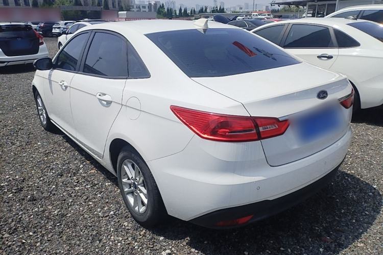 Used Ford Escort 2019 Revised 1.5L Automatic ZhiXiang Version (Tire Pressure Monitoring) China VI Standard Rear Left 45 Deg