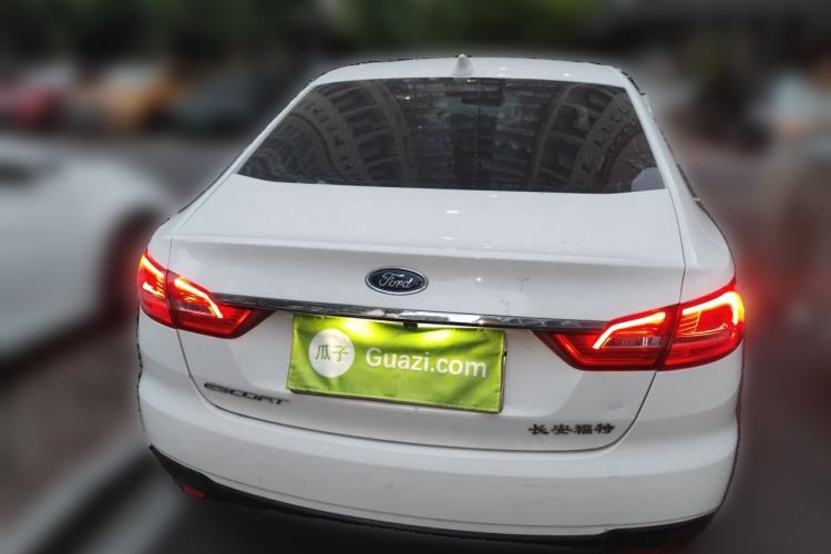 Used Ford Escort 2019 Revised Version 1.5L Automatic Enjoyment Type China VI Standard Rear