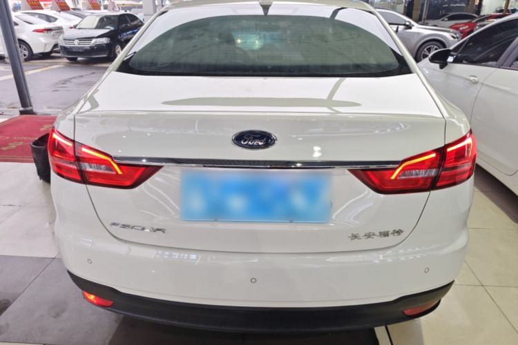 Used Ford Escort 2019 Revised 1.5L Automatic ZhiXiang Version (Tire Pressure Monitoring) China VI Standard Rear