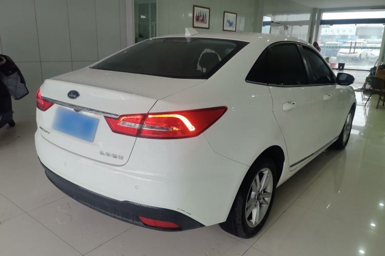 Used Ford Escort 2019 Revised Version 1.5L Automatic Enjoyment Type China VI Standard Rear Right 45 Deg