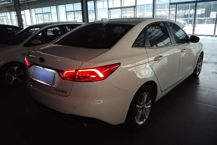 Used Ford Escort 2019 Revised Version 1.5L Automatic Enjoyment Type China VI Standard Rear Right 45 Deg