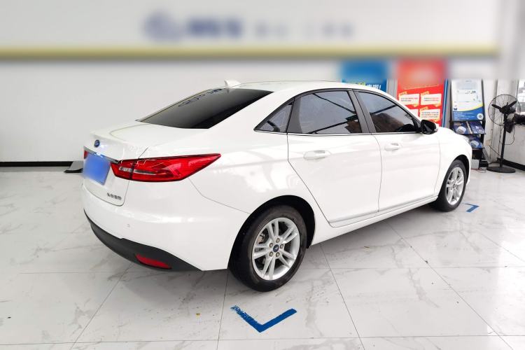 Used Ford Escort 2019 Revised Version 1.5L Automatic Enjoyment Type China VI Standard Rear Right 45 Deg