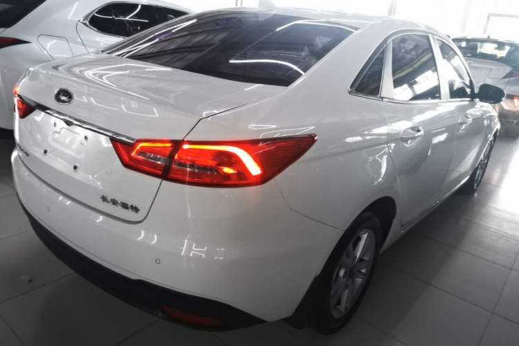 Used Ford Escort 2019 Revised Version 1.5L Automatic Enjoyment Type China VI Standard Rear Right 45 Deg
