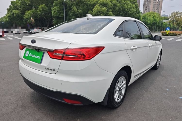 Used Ford Escort 2019 1.5L Manual ZhiXiang Version Rear Right 45 Deg