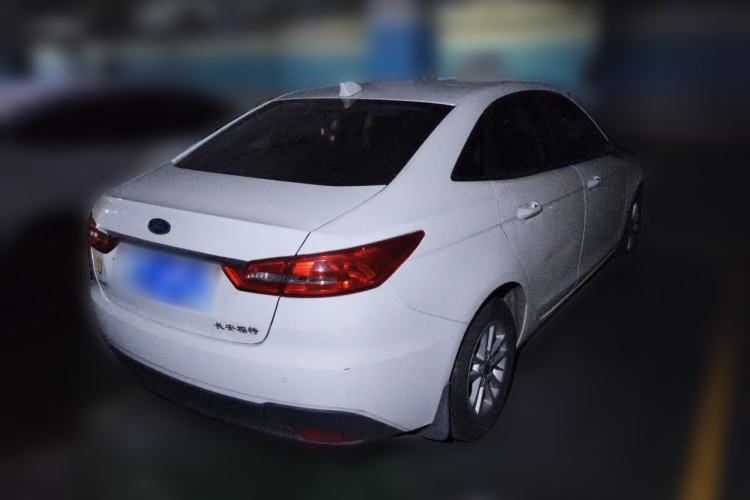 Used Ford Escort 2019 Revised 1.5L Automatic ZhiXiang Version (Tire Pressure Monitoring) China VI Standard Rear Right 45 Deg