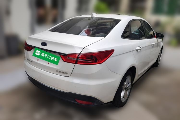 Used Ford Escort 2019 Revised Version 1.5L Automatic Enjoyment Type China VI Standard Rear Right 45 Deg