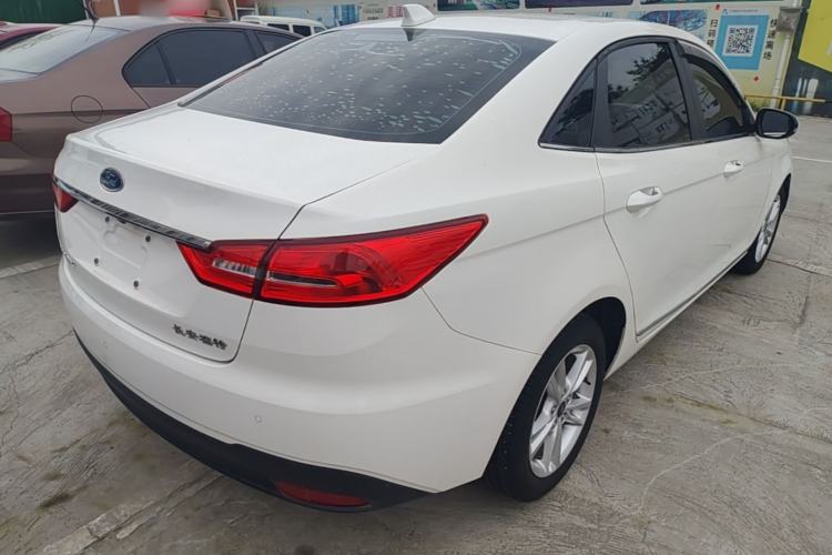 Used Ford Escort 2019 Revised Version 1.5L Automatic Enjoyment Type China VI Standard Rear Right 45 Deg