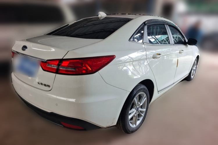 Used Ford Escort 2019 Revised Version 1.5L Automatic Enjoyment Type China VI Standard Rear Right 45 Deg