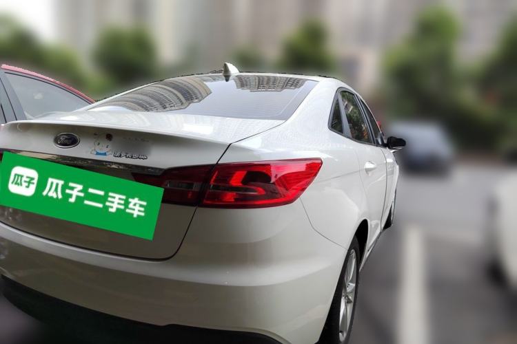 Used Ford Escort 2019 Revised Version 1.5L Automatic Enjoyment Type China VI Standard Rear Right 45 Deg