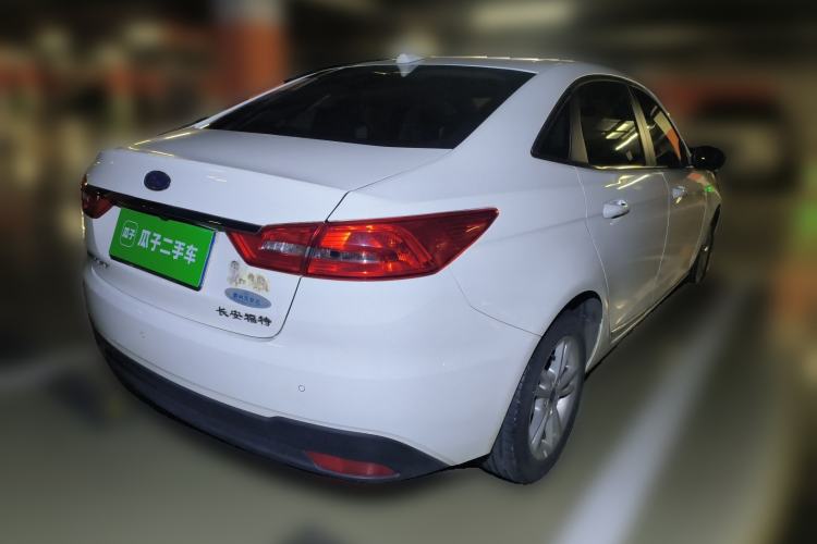Used Ford Escort 2019 Revised Version 1.5L Automatic Enjoyment Type China VI Standard Rear Right 45 Deg