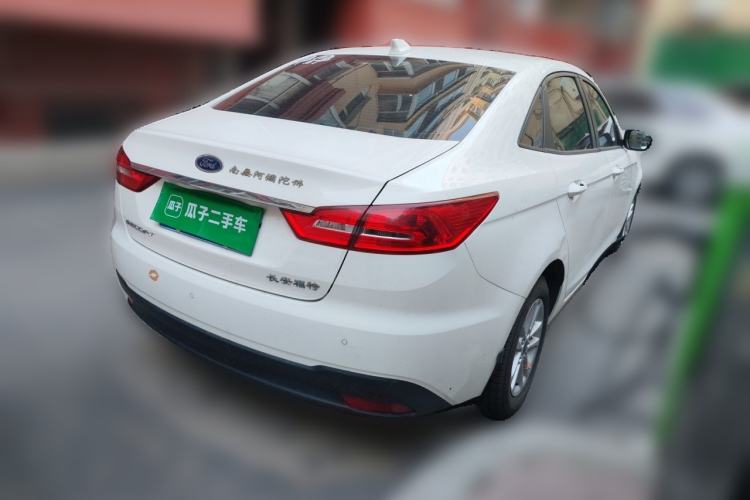 Used Ford Escort 2019 Revised 1.5L Automatic ZhiXiang Version China VI Standard Rear Right 45 Deg
