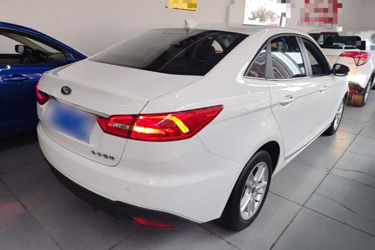 Used Ford Escort 2019 Revised Version 1.5L Automatic Enjoyment Type China VI Standard Rear Right 45 Deg