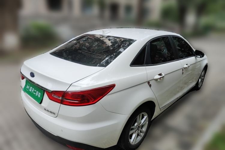 Used Ford Escort 2019 Revised Version 1.5L Automatic Enjoyment Type China VI Standard Rear Right 45 Deg