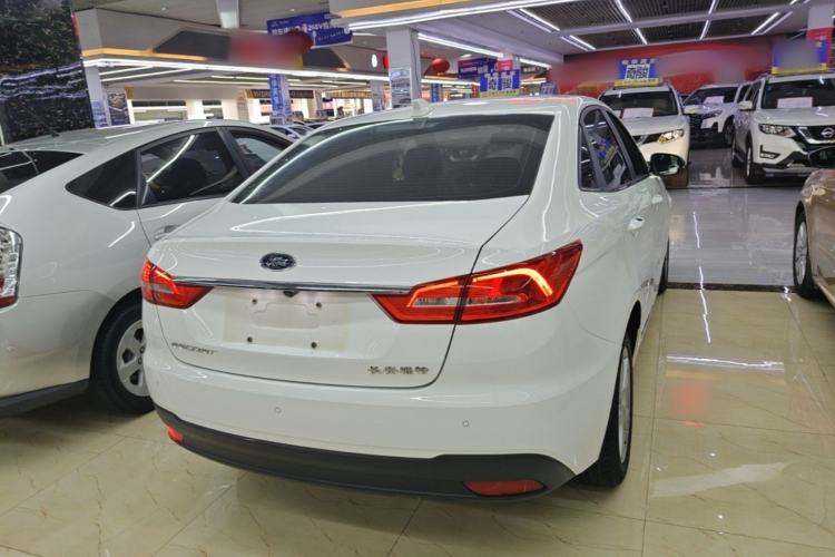 Used Ford Escort 2019 Revised Version 1.5L Automatic Enjoyment Type China VI Standard Rear Right 45 Deg