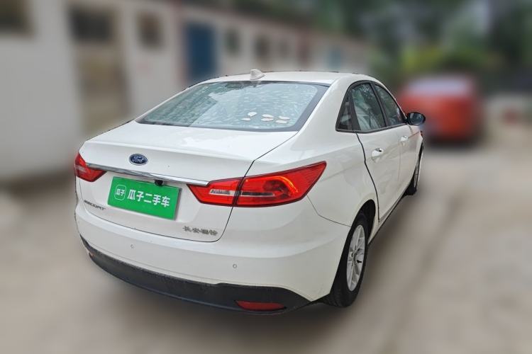 Used Ford Escort 2019 1.5L Automatic ZhiXiang Model Rear Right 45 Deg