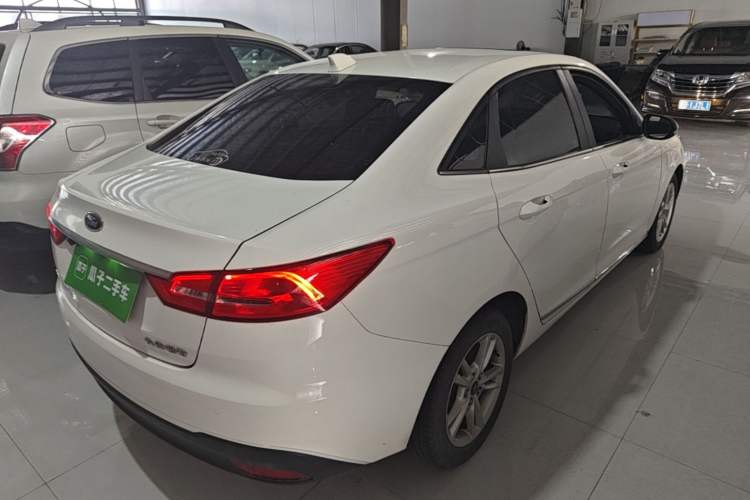 Used Ford Escort 2019 Revised Version 1.5L Automatic Enjoyment Type China VI Standard Rear Right 45 Deg