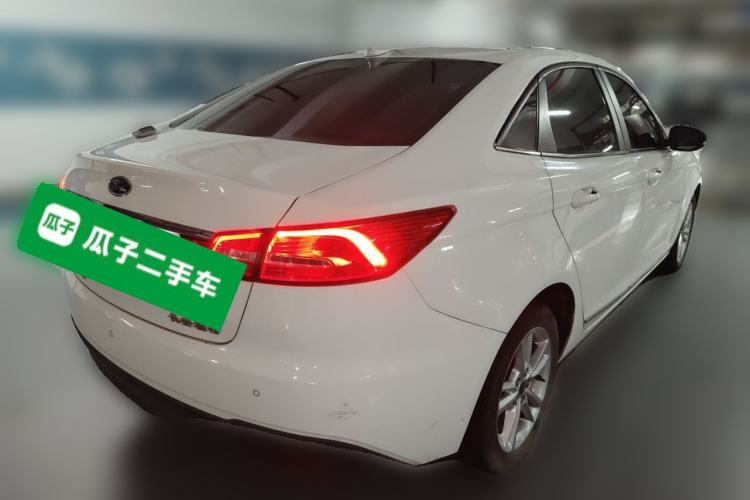 Used Ford Escort 2019 Revised Version 1.5L Automatic Enjoyment Type China VI Standard Rear Right 45 Deg