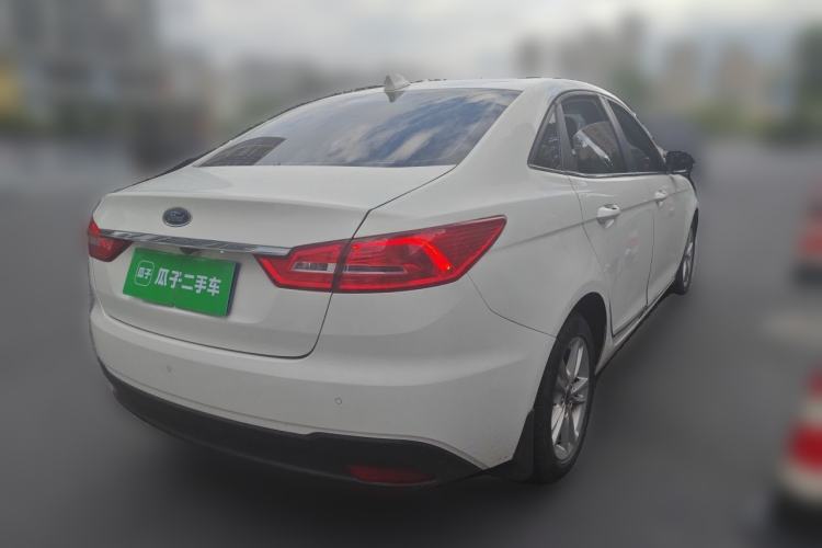 Used Ford Escort 2019 Revised Version 1.5L Automatic Enjoyment Type China VI Standard Rear Right 45 Deg