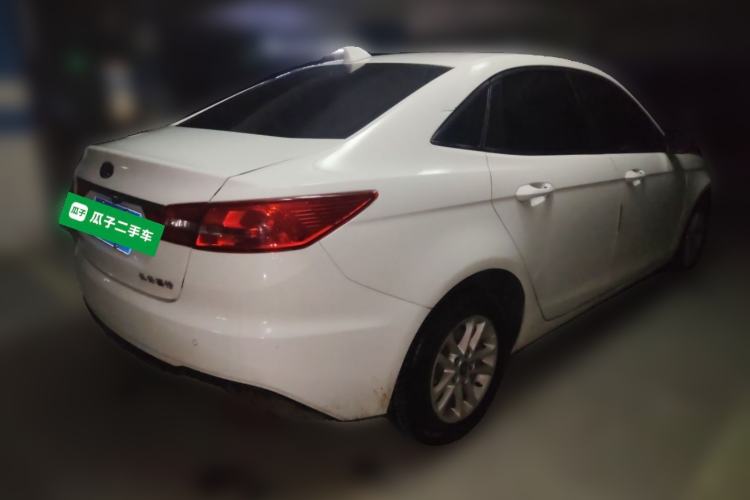 Used Ford Escort 2019 Revised 1.5L Automatic ZhiXiang Version (Tire Pressure Monitoring) China VI Standard Rear Right 45 Deg