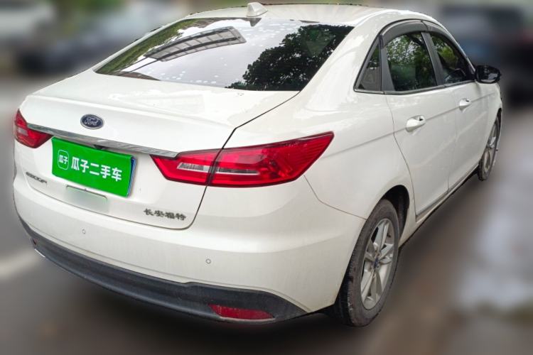 Used Ford Escort 2019 Revised Version 1.5L Automatic Enjoyment Type China VI Standard Rear Right 45 Deg