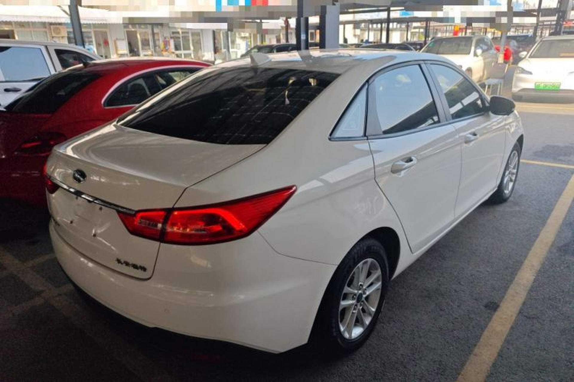 Used Ford Escort 2019 Revised 1.5L Automatic ZhiXiang Version China VI Standard Rear Right 45 Deg