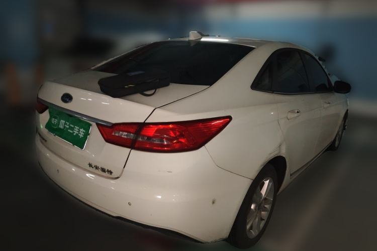 Used Ford Escort 2019 Revised Version 1.5L Automatic Enjoyment Type China VI Standard Rear Right 45 Deg
