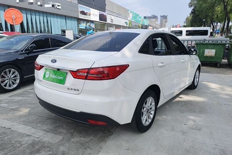 Used Ford Escort 2019 Revised 1.5L Automatic ZhiXiang Version (Tire Pressure Monitoring) China VI Standard Rear Right 45 Deg