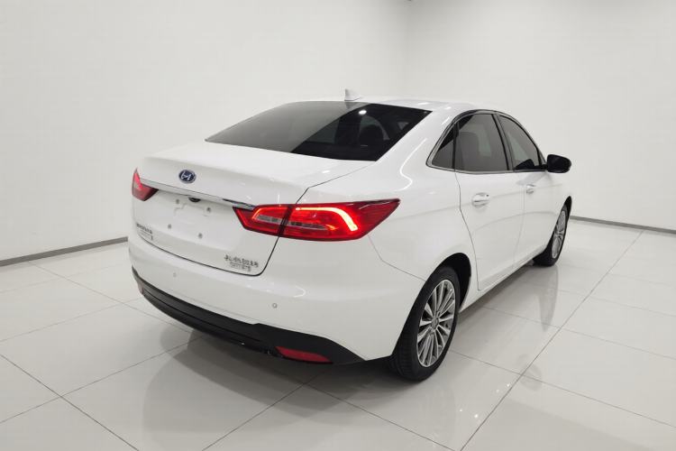 Used Ford Escort 2019 EcoBoost 125 Automatic Luxury Edition Rear Right 45 Deg