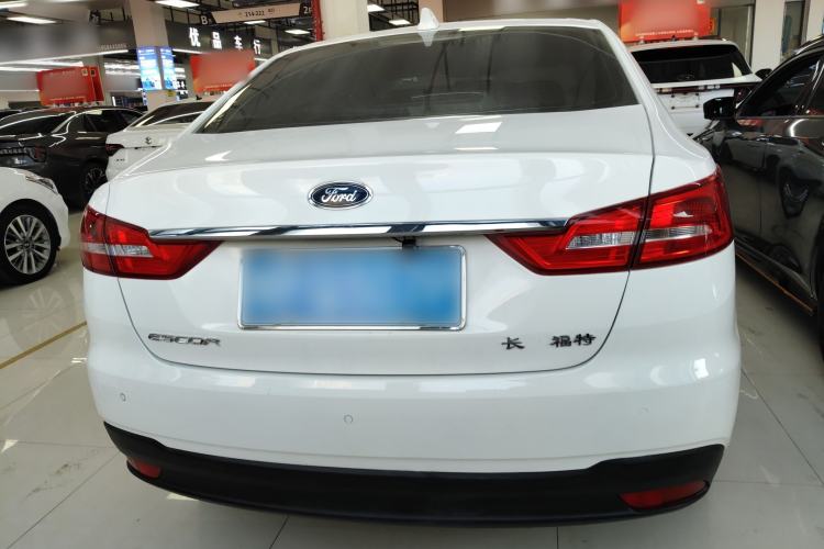 Used Ford Escort 2019 Revised 1.5L Automatic ZhiXiang Version (Tire Pressure Monitoring) China VI Standard Rear