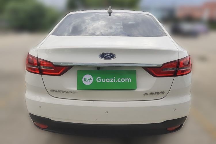Used Ford Escort 2019 Revised 1.5L Automatic ZhiXiang Version (Tire Pressure Monitoring) China VI Standard Rear