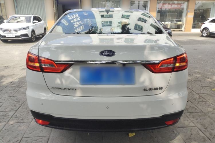 Used Ford Escort 2019 Revised 1.5L Automatic ZhiXiang Version (Tire Pressure Monitoring) China VI Standard Rear