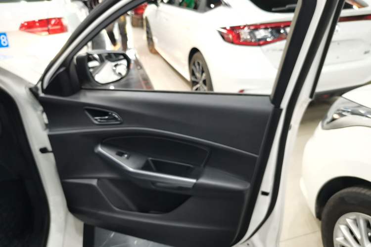 Used Ford Escort 2019 Revised Version 1.5L Automatic Enjoyment Type China VI Standard Right Front Door Interior