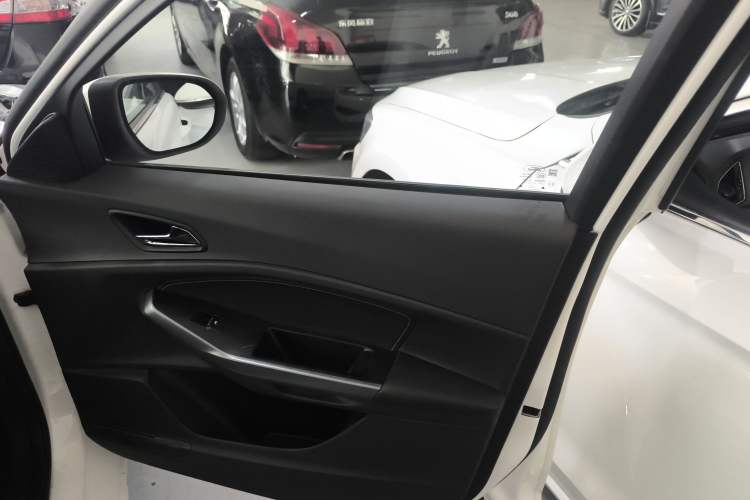 Used Ford Escort 2019 Revised Version 1.5L Automatic Enjoyment Type China VI Standard Right Front Door Interior