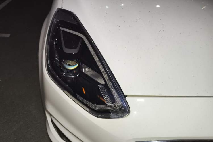 Used Ford Escort 2019 Revised Version 1.5L Automatic Enjoyment Type China VI Standard Right Front Headlight