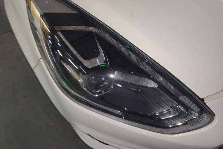 Used Ford Escort 2019 Revised Version 1.5L Automatic Enjoyment Type China VI Standard Right Front Headlight