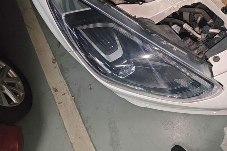 Used Ford Escort 2019 Revised Version 1.5L Automatic Enjoyment Type China VI Standard Right Front Headlight
