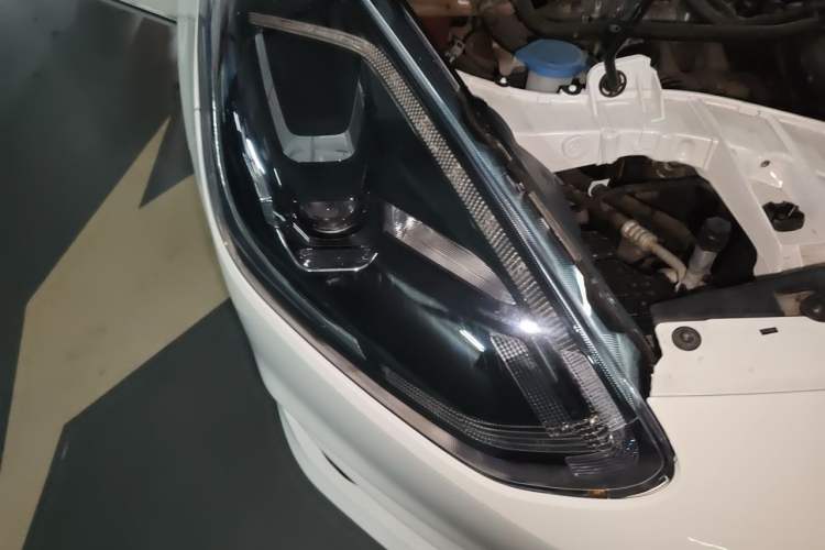 Used Ford Escort 2019 Revised Version 1.5L Automatic Enjoyment Type China VI Standard Right Front Headlight