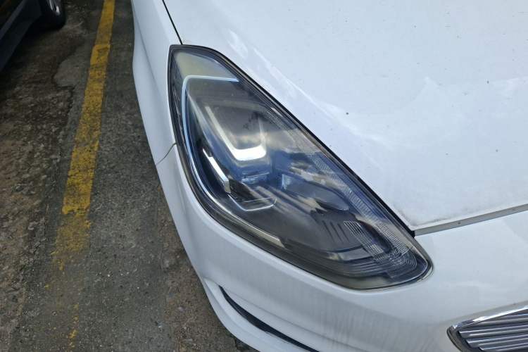 Used Ford Escort 2019 Revised Version 1.5L Automatic Enjoyment Type China VI Standard Right Front Headlight