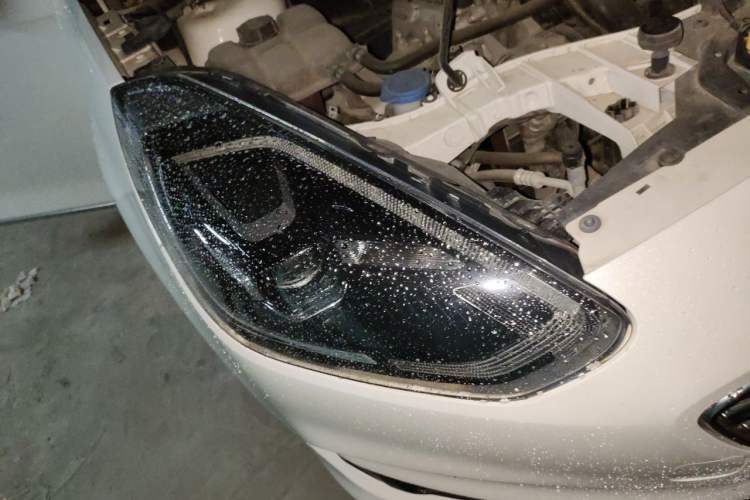 Used Ford Escort 2019 Revised Version 1.5L Automatic Enjoyment Type China VI Standard Right Front Headlight