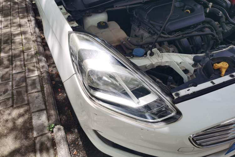 Used Ford Escort 2019 1.5L Automatic Enjoyment Model Right Front Headlight