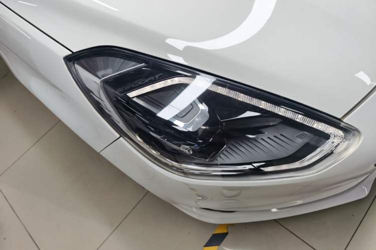 Used Ford Escort 2019 Revised Version 1.5L Automatic Enjoyment Type China VI Standard Right Front Headlight