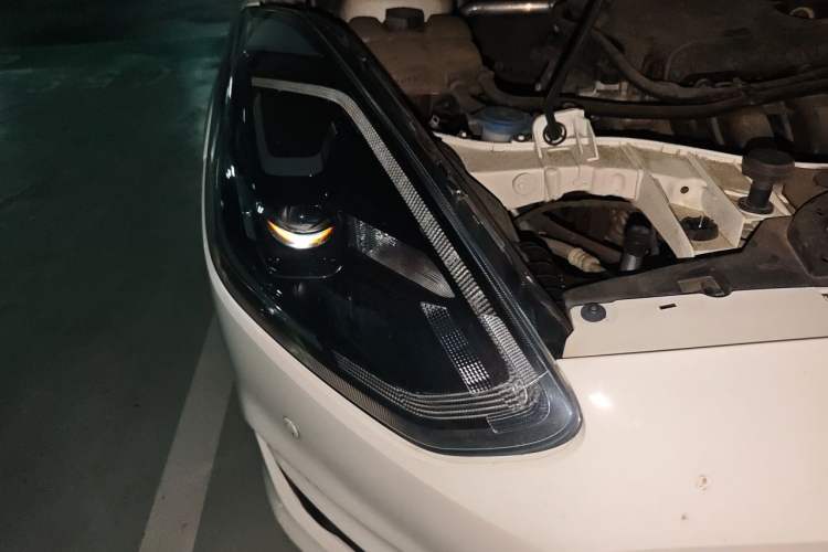 Used Ford Escort 2019 Revised Version 1.5L Automatic Enjoyment Type China VI Standard Right Front Headlight