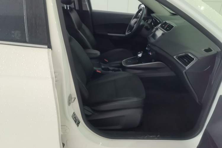 Used Ford Escort 2019 Revised Version 1.5L Automatic Enjoyment Type China VI Standard Right Front Seat