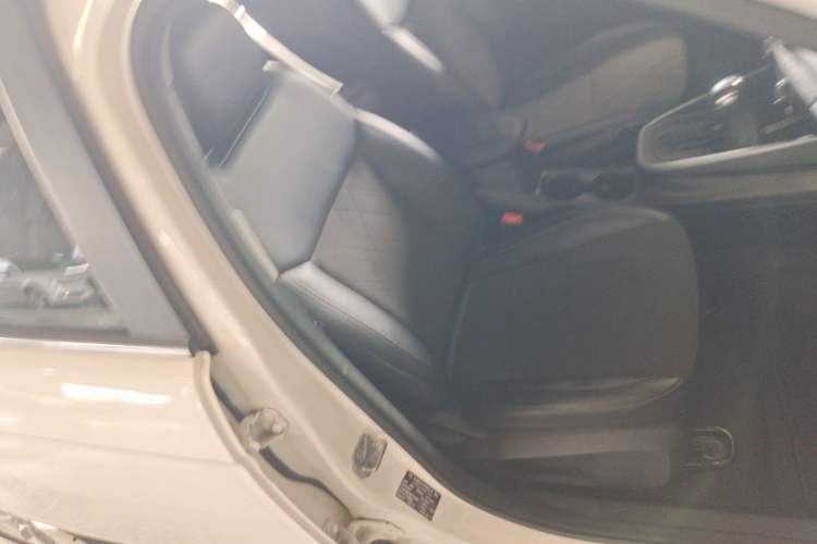 Used Ford Escort 2019 Revised Version 1.5L Automatic Enjoyment Type China VI Standard Right Front Seat
