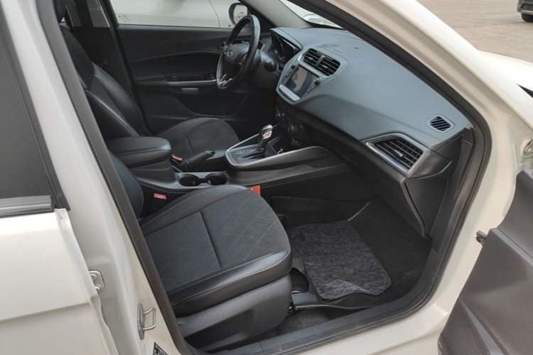 Used Ford Escort 2019 Revised Version 1.5L Automatic Enjoyment Type China VI Standard Right Front Seat