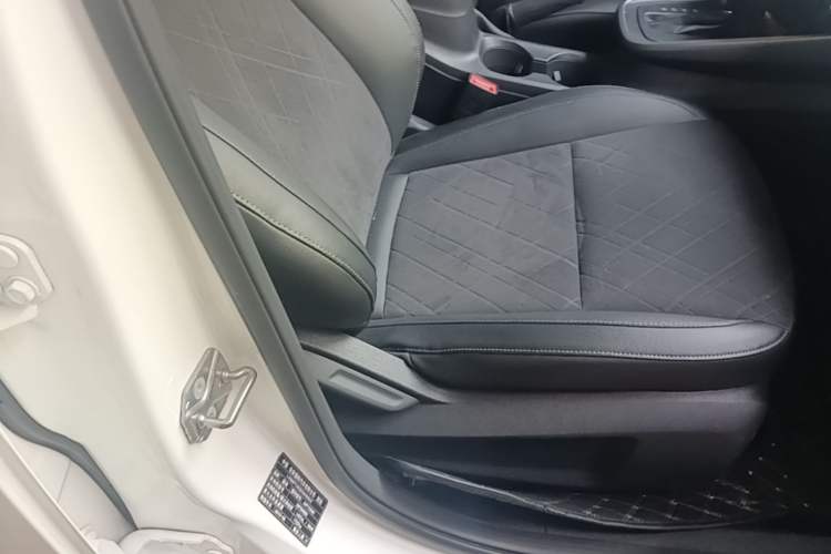 Used Ford Escort 2019 Revised Version 1.5L Automatic Enjoyment Type China VI Standard Right Front Seat