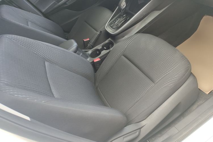 Used Ford Escort 2019 Revised 1.5L Automatic ZhiXiang Version (Tire Pressure Monitoring) China VI Standard Right Front Seat
