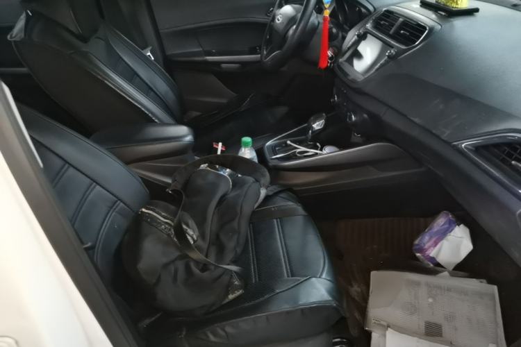 Used Ford Escort 2019 Revised 1.5L Automatic ZhiXiang Version (Tire Pressure Monitoring) China VI Standard Right Front Seat